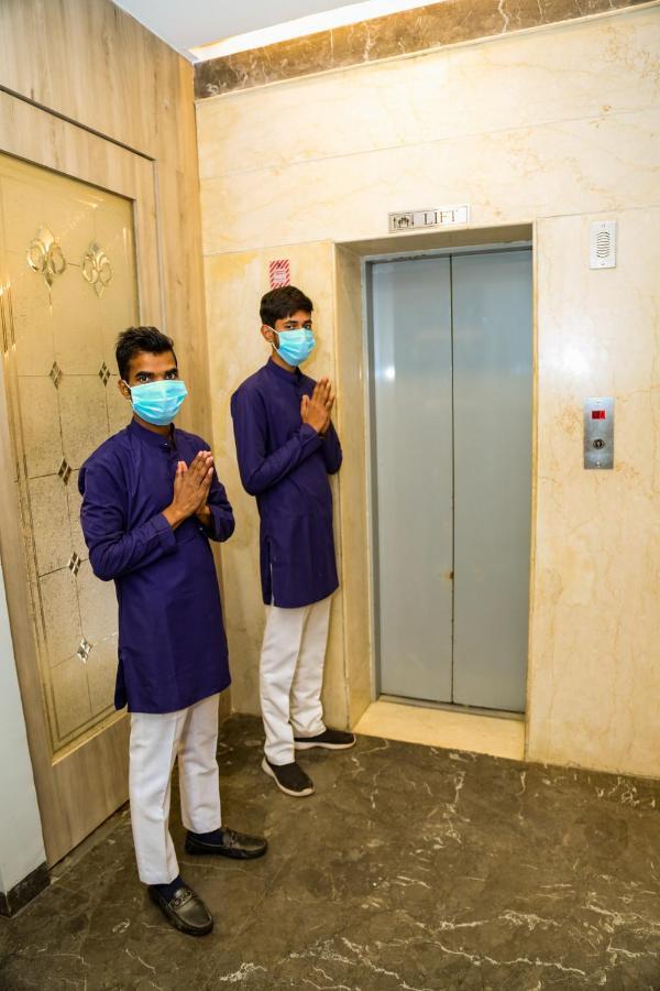 Four Leaf Hotel - Sapphire Blue, Varanasi Exterior foto